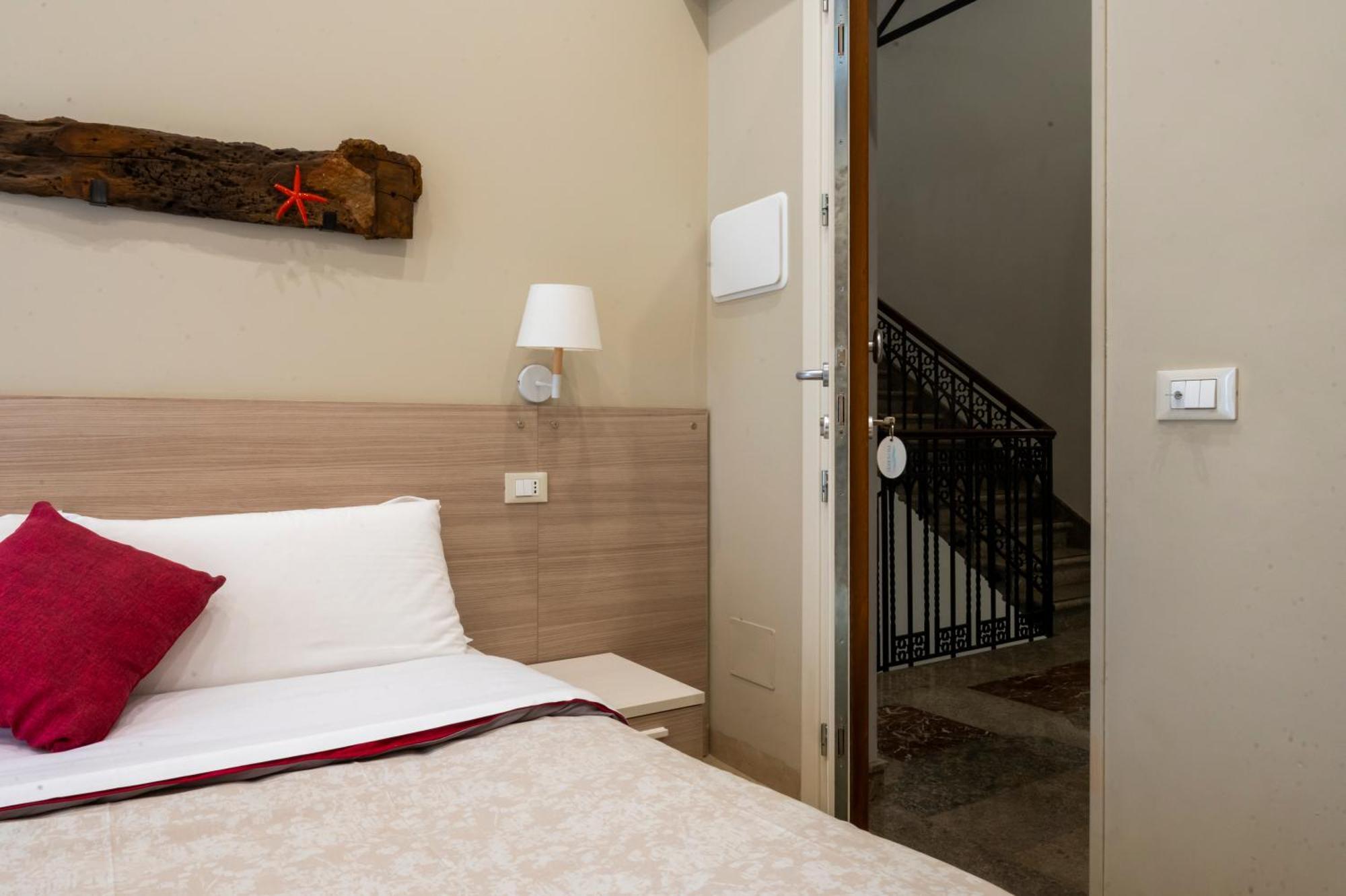 Le Mura - Charme Rooms Trapani Værelse billede
