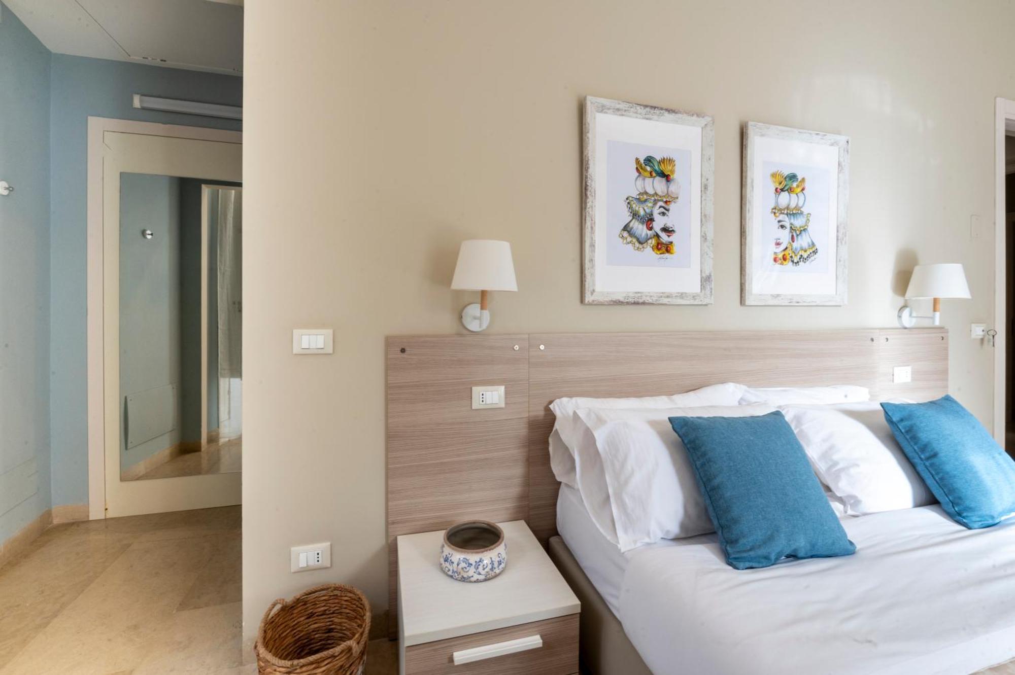 Le Mura - Charme Rooms Trapani Værelse billede
